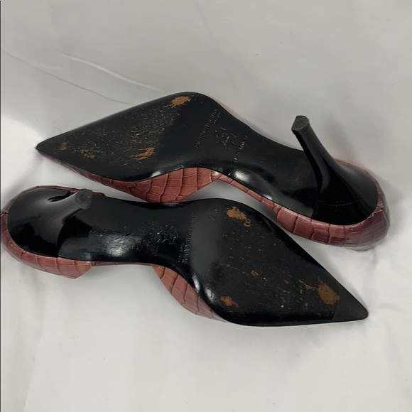 KENNETH COLE Alligator Embossed Leather Heels - Picture 8 of 8